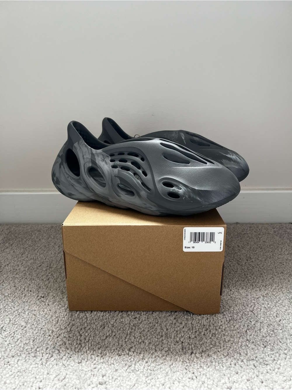 Adidas Yeezy Foam RNR MX Granite